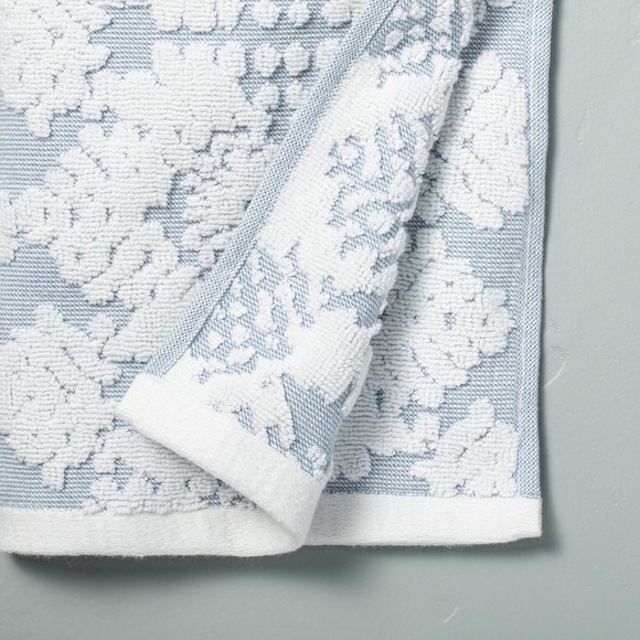 Hearth & Hand Bath Hearth And Hand Geo Faded Blue Hand Towel Nwt